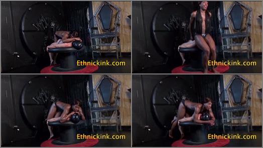 Goddess Sonyas Clip Store  Mistress Kiana Sits on Your Face preview
