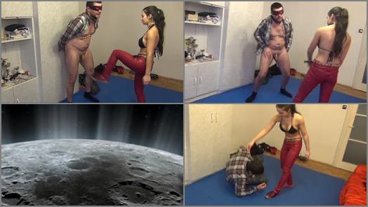 MAGYAR MISTRESS MIRA  The Punisher  You no longer need your ballsbelieve me blindfold torture preview