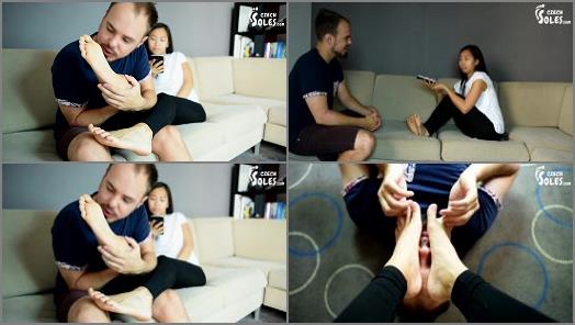 Asian –  Czech Soles – Foot worship during Vietnamese language lesson