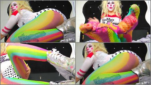 Flexibility –  Kitzis Clown Fetish – Total Clown Worship