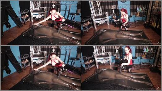 Femdom – Mistress Fatale – The Vacuum Bed