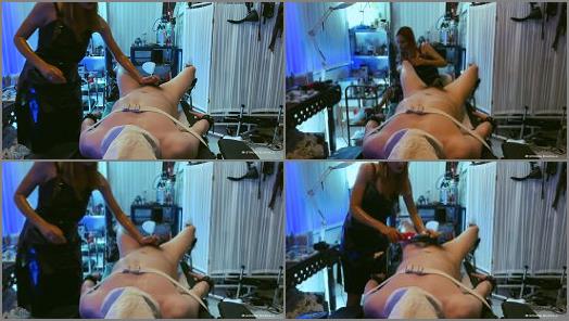 Condom – Mistress Euryale (MEDICAL CLINIC) Sample collection on plugged sub