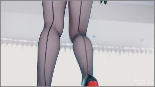 Young Goddess Kim  Gothic Pantyhose Trampling preview