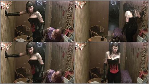 Female Domination – Lady Vampira (2014) slave foot mistress – Observed and Punished by the Mistress with the Leathergloves